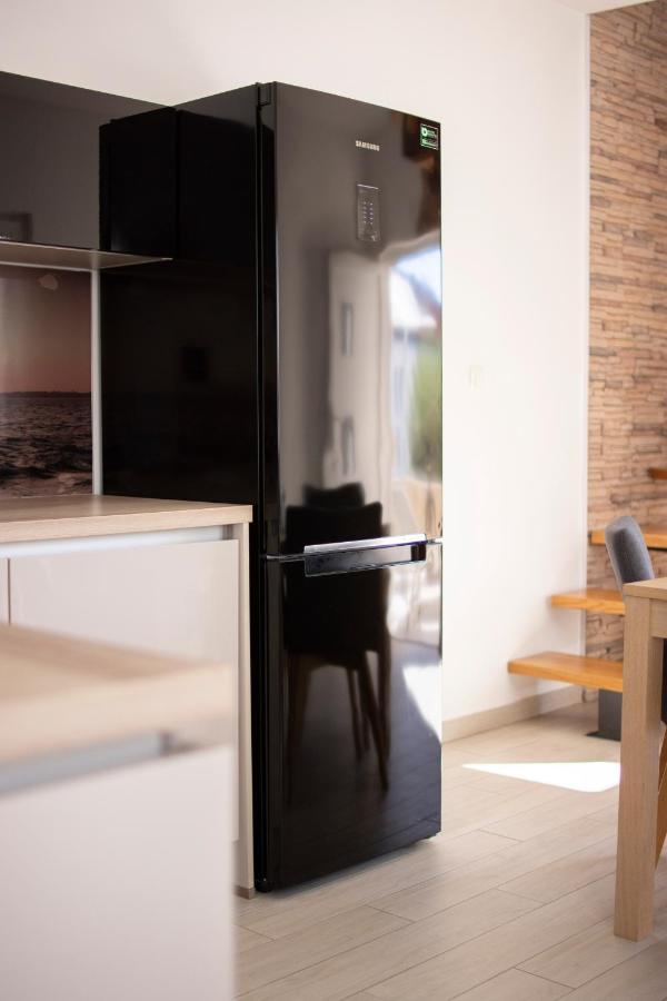 Holiday House By The Sea Vigo Zadar Exteriör bild